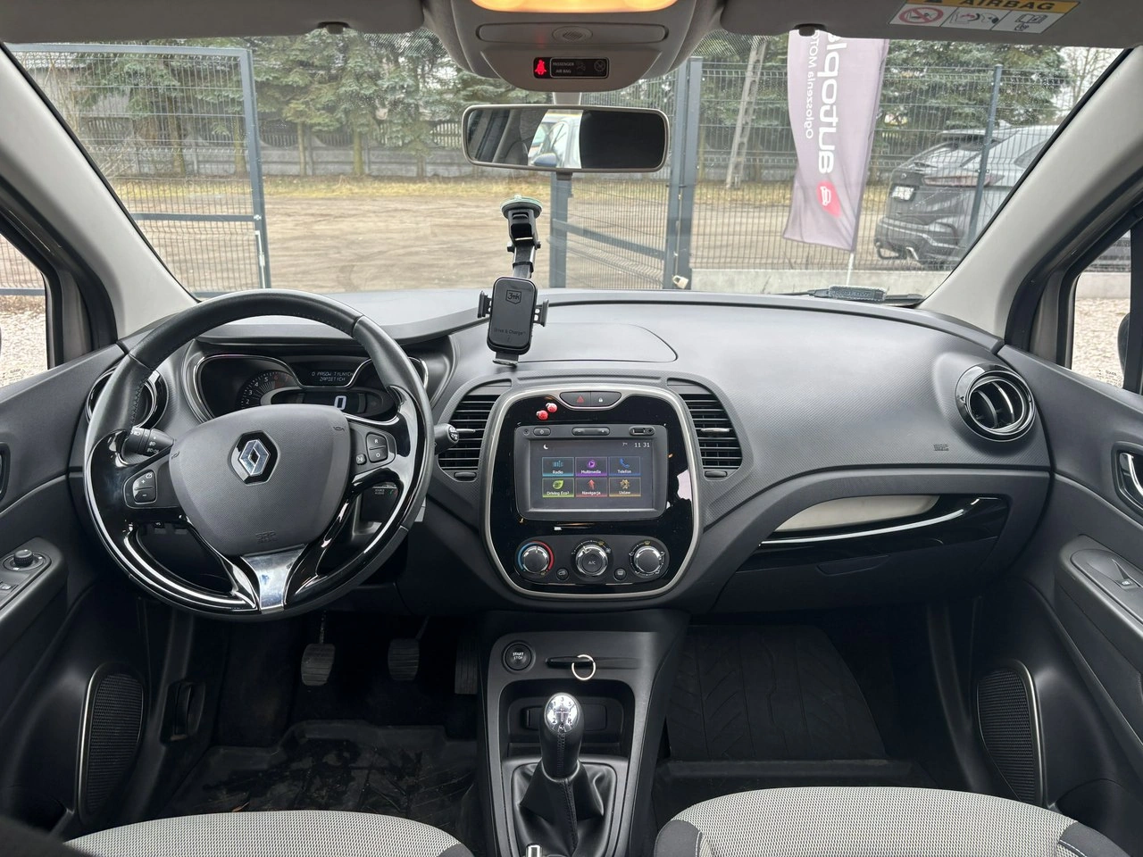 Renault Captur - Zdjęcie 19