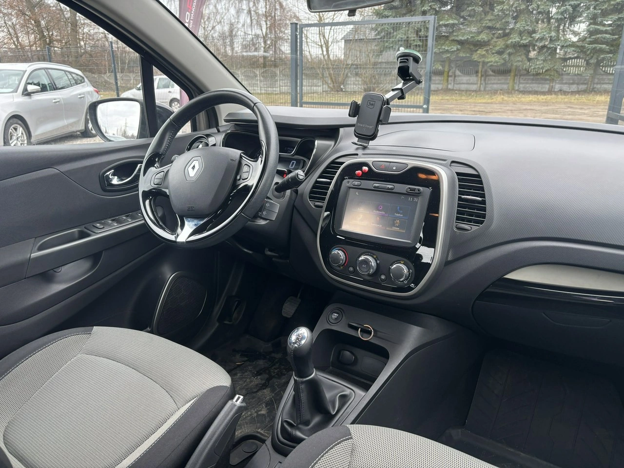 Renault Captur - Zdjęcie 20