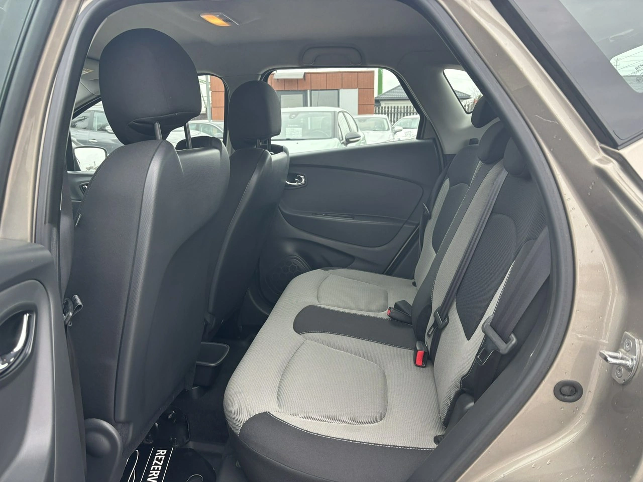 Renault Captur - Zdjęcie 28