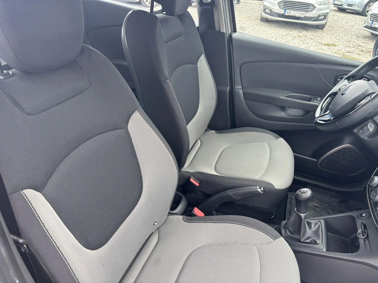 Renault Captur - Zdjęcie 35