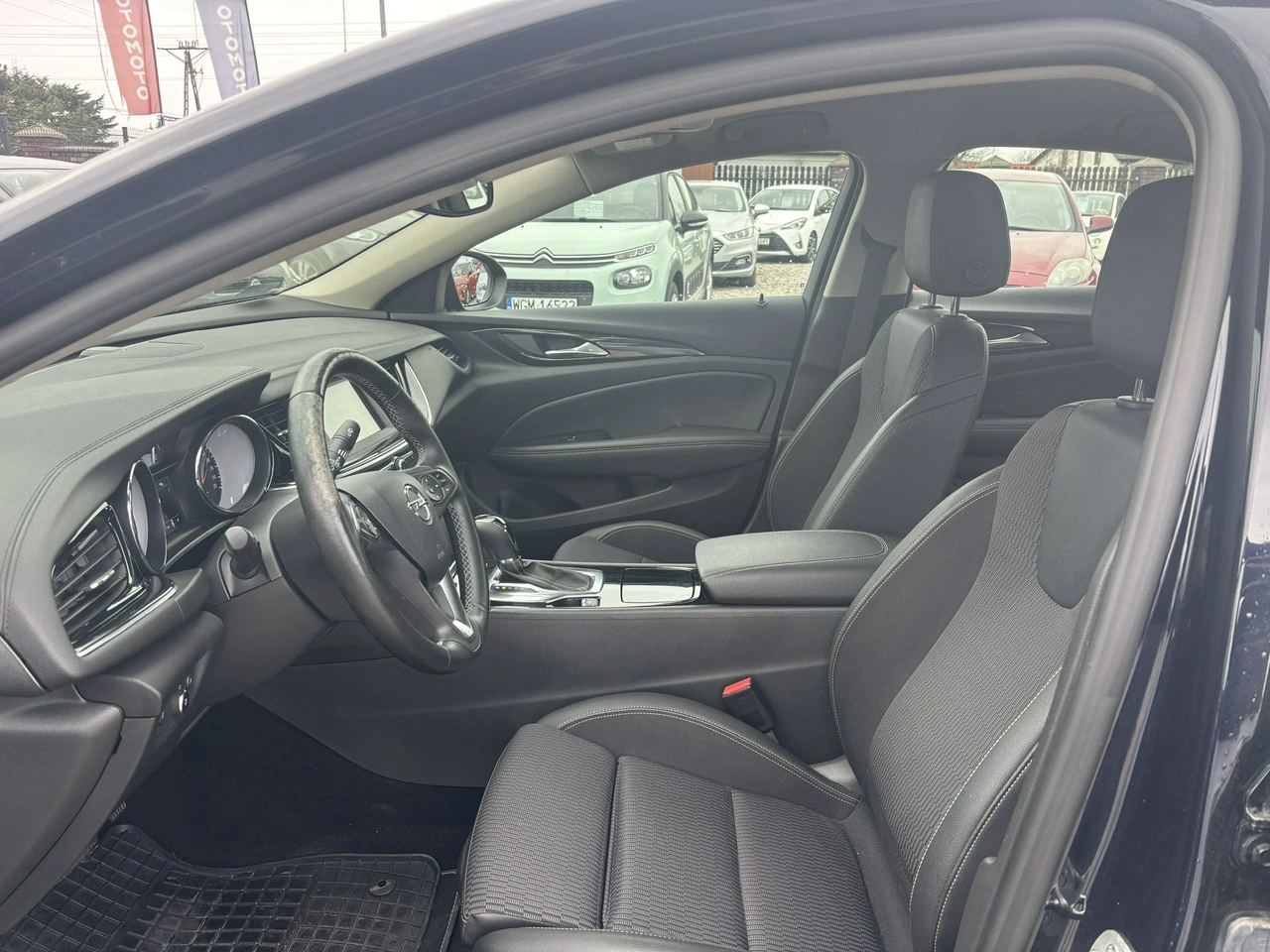 Opel Insignia - Zdjęcie 16