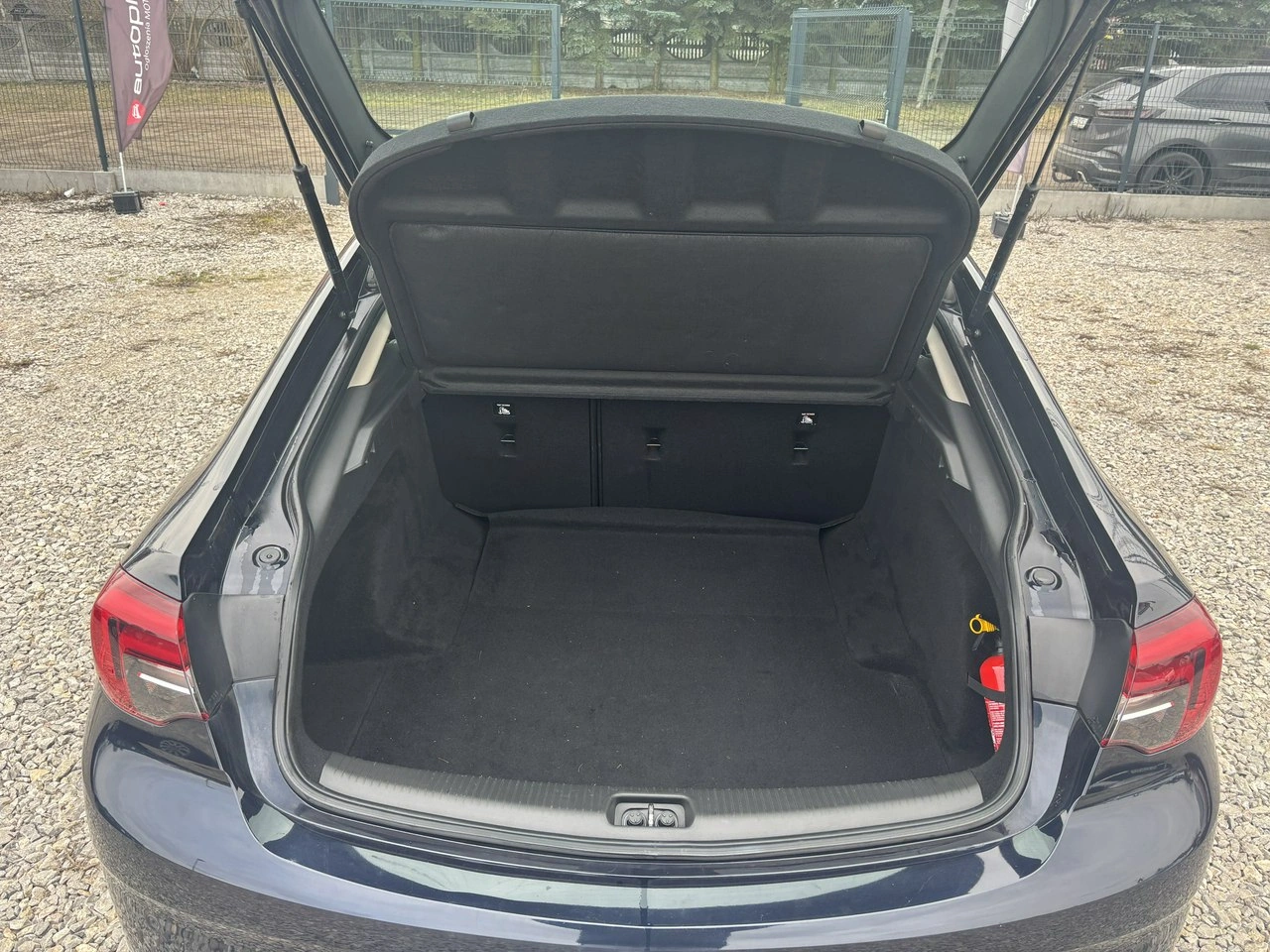 Opel Insignia - Zdjęcie 30