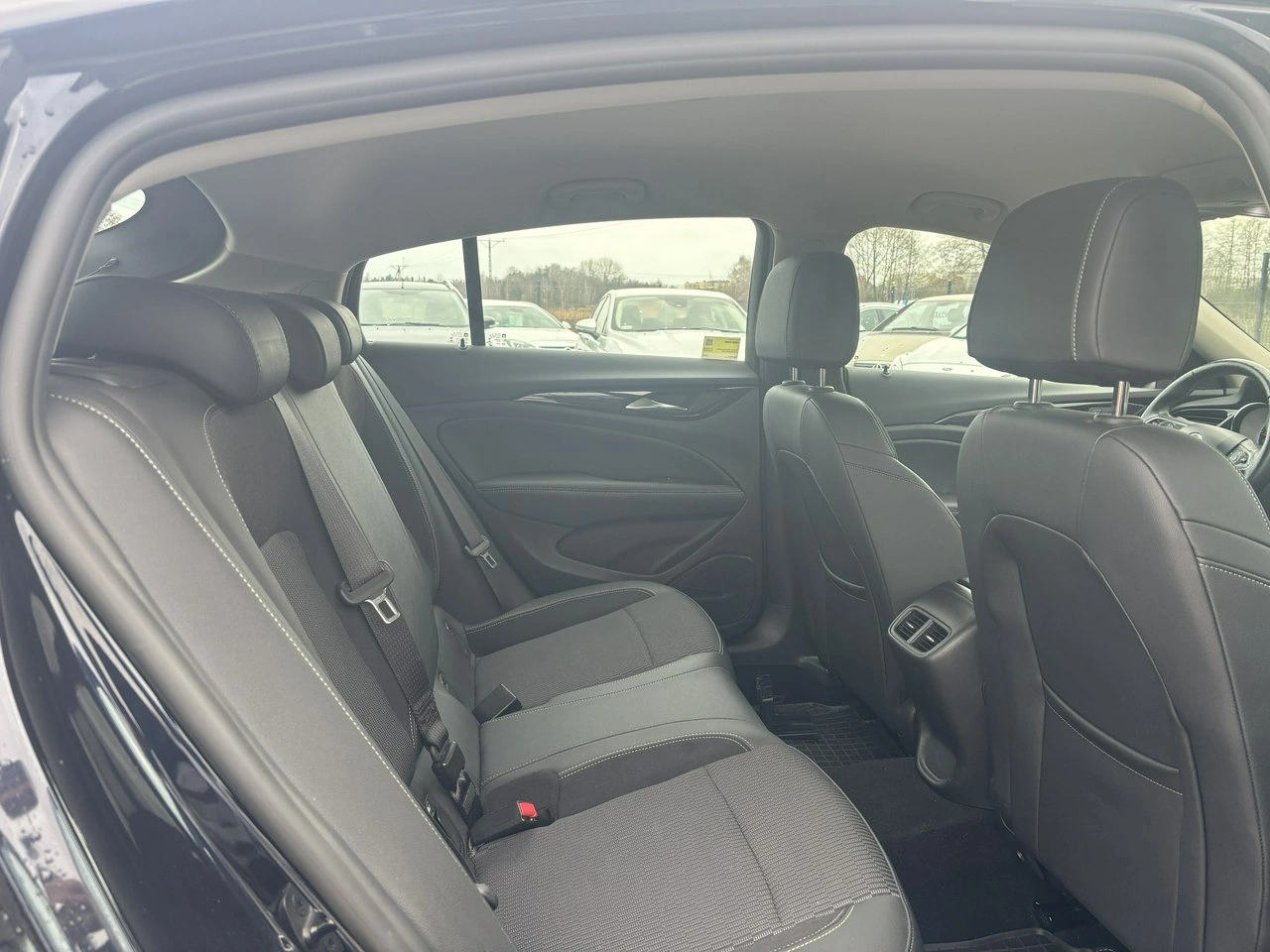 Opel Insignia - Zdjęcie 32