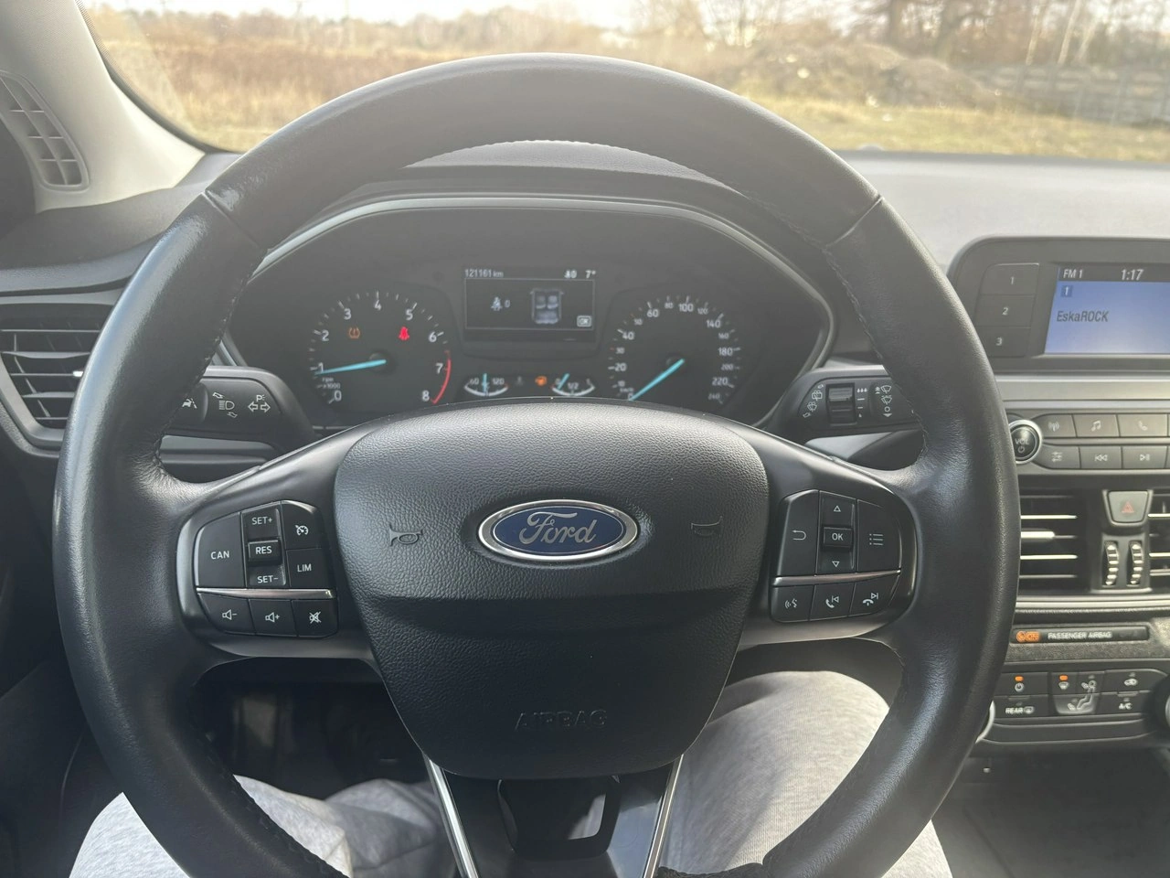 Ford Focus - Zdjęcie 17