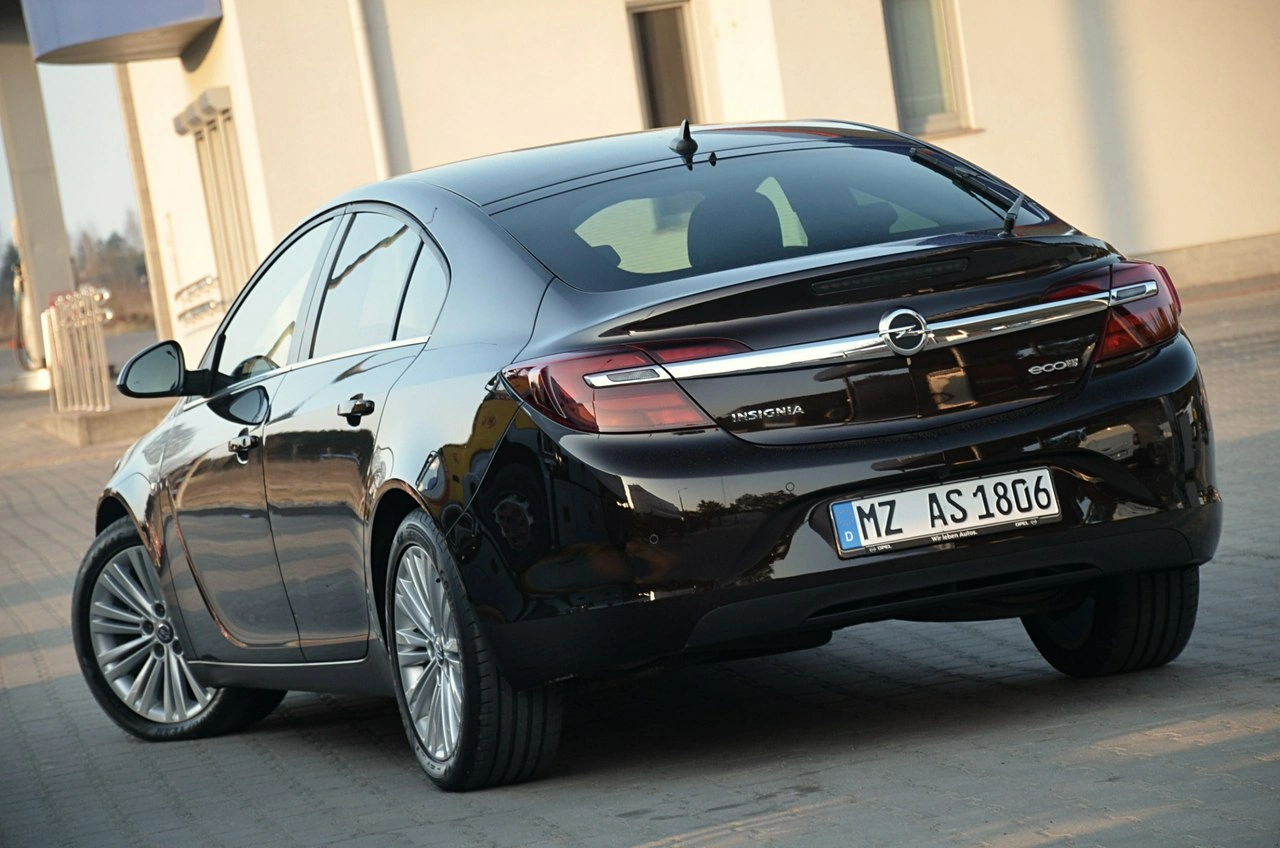 Opel Insignia - Zdjęcie 9