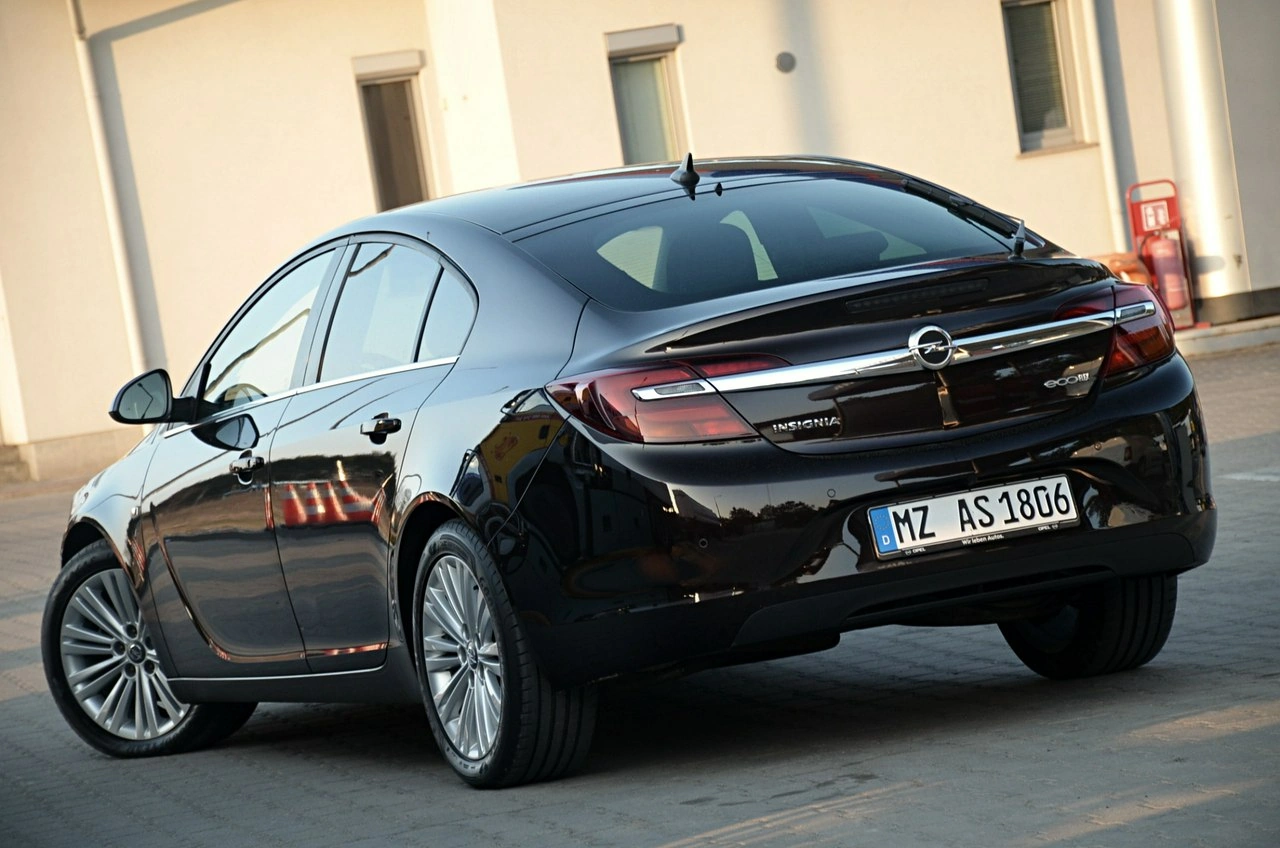 Opel Insignia - Zdjęcie 10