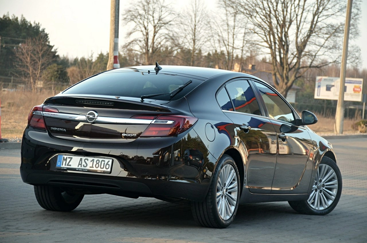 Opel Insignia - Zdjęcie 12