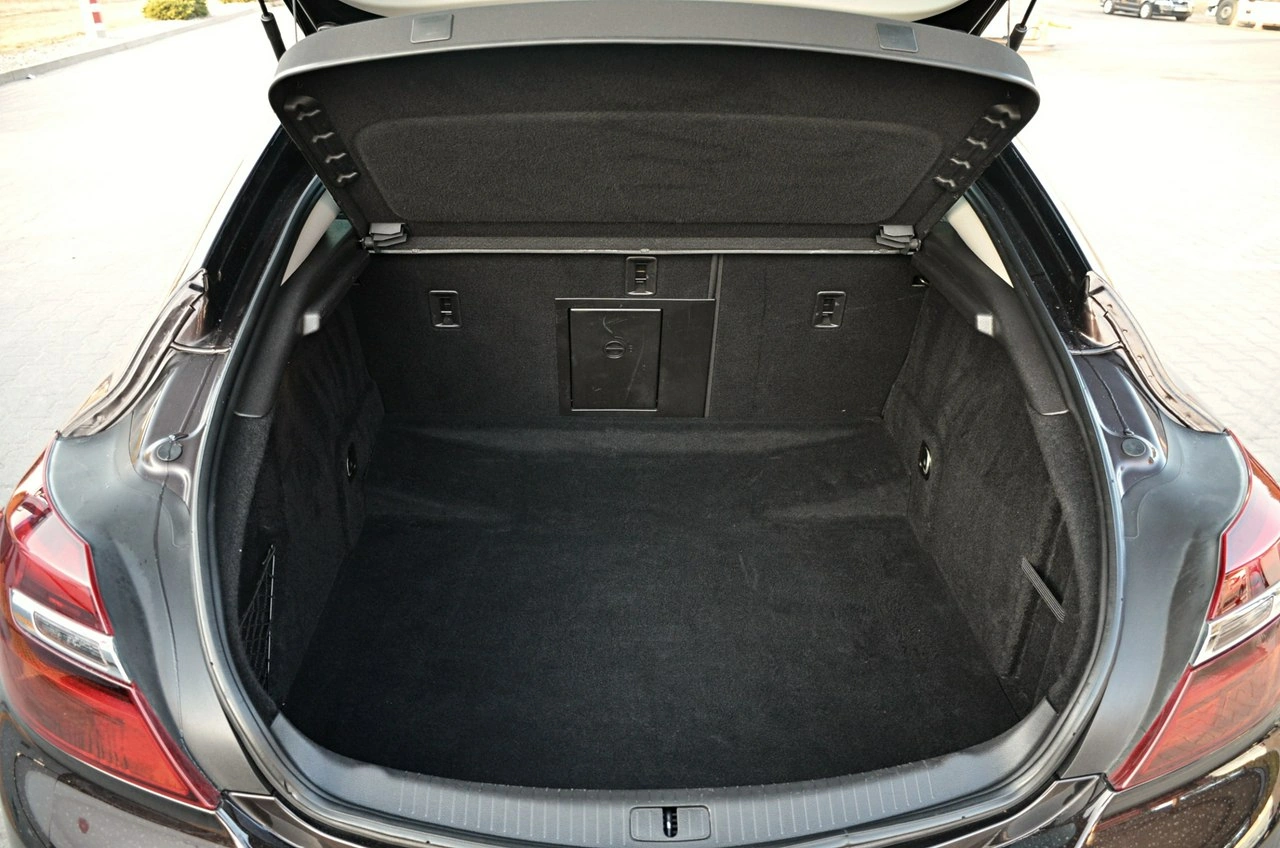 Opel Insignia - Zdjęcie 26