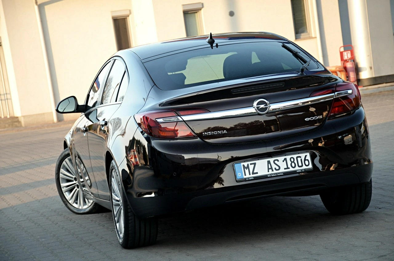 Opel Insignia - Zdjęcie 8