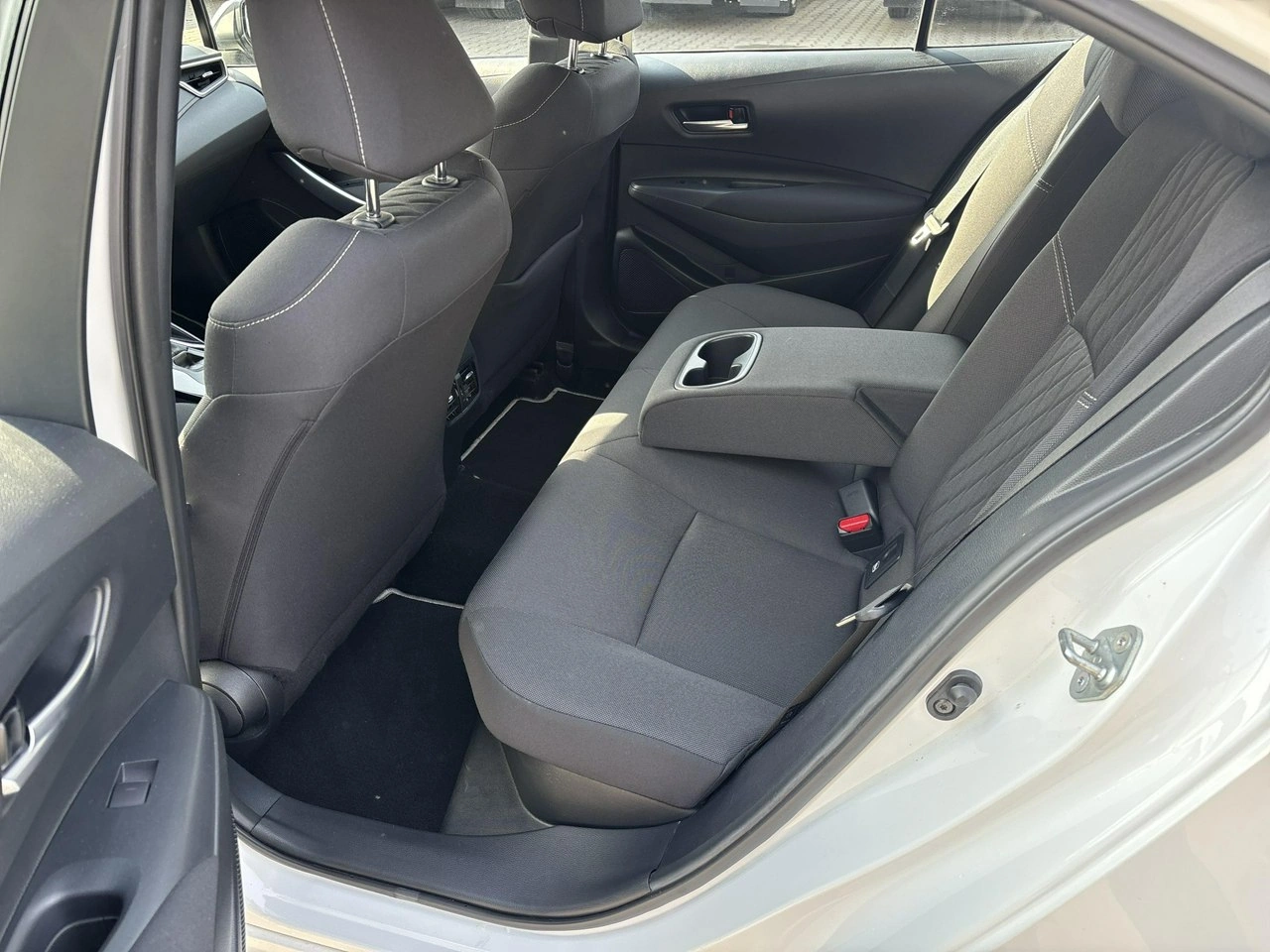 Toyota Corolla - Zdjęcie 11