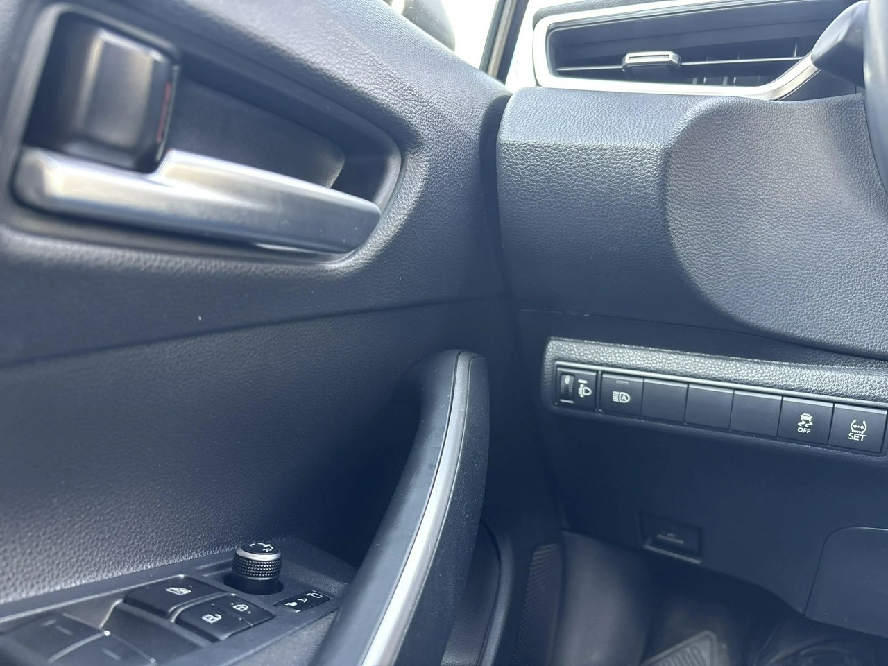 Toyota Corolla - Zdjęcie 23