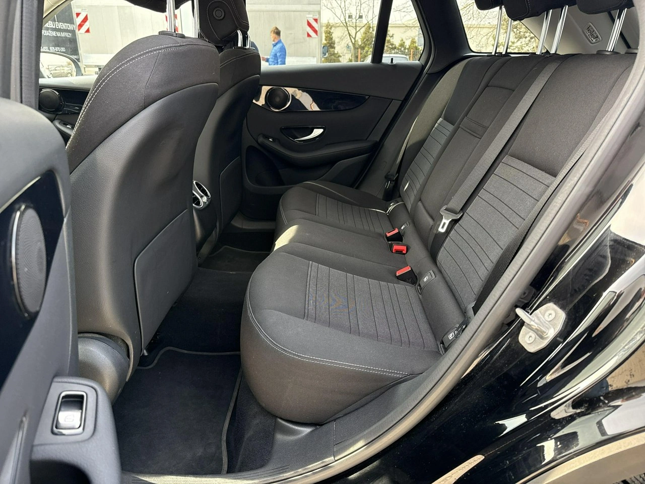 Mercedes GLC 200 - Zdjęcie 14