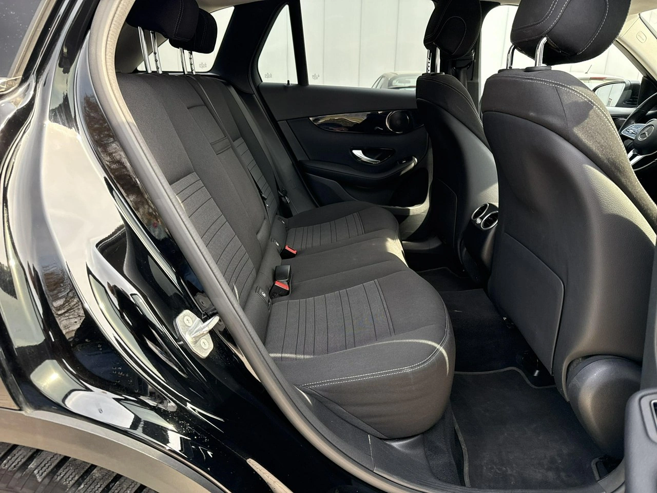 Mercedes GLC 200 - Zdjęcie 18