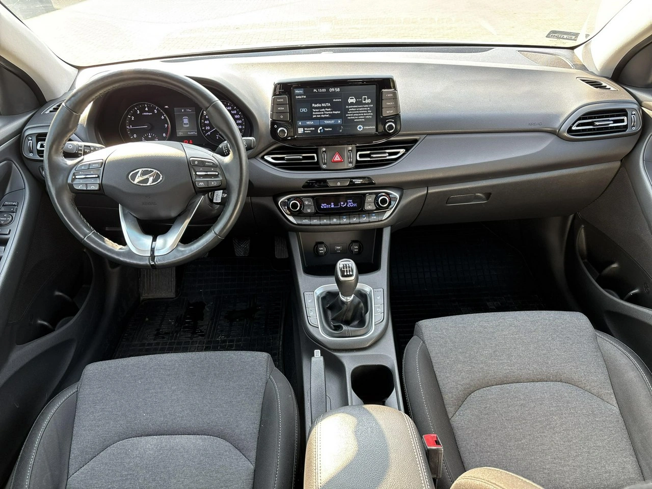 Hyundai i30 - Zdjęcie 13