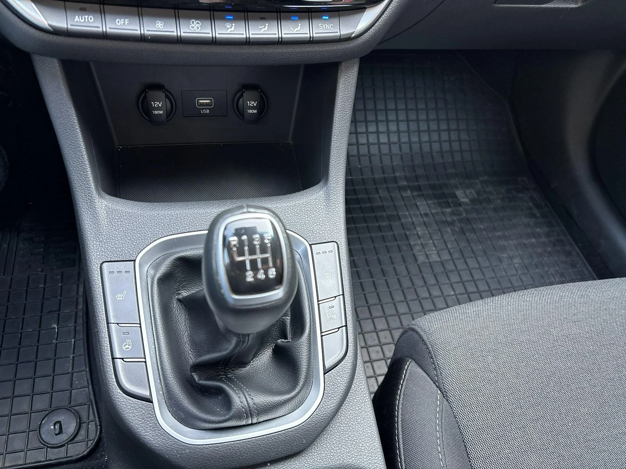 Hyundai i30 - Zdjęcie 19