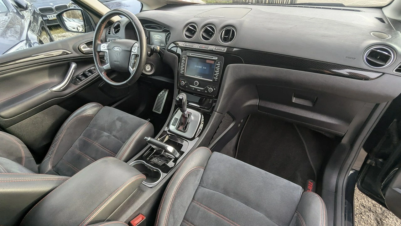 Ford S-Max - Zdjęcie 17