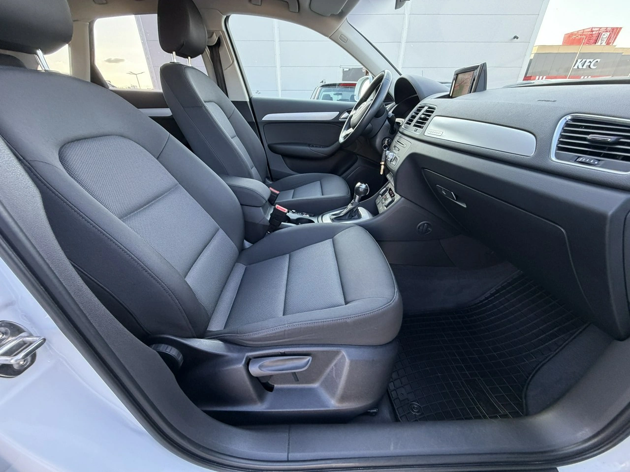 Audi Q3 - Zdjęcie 34