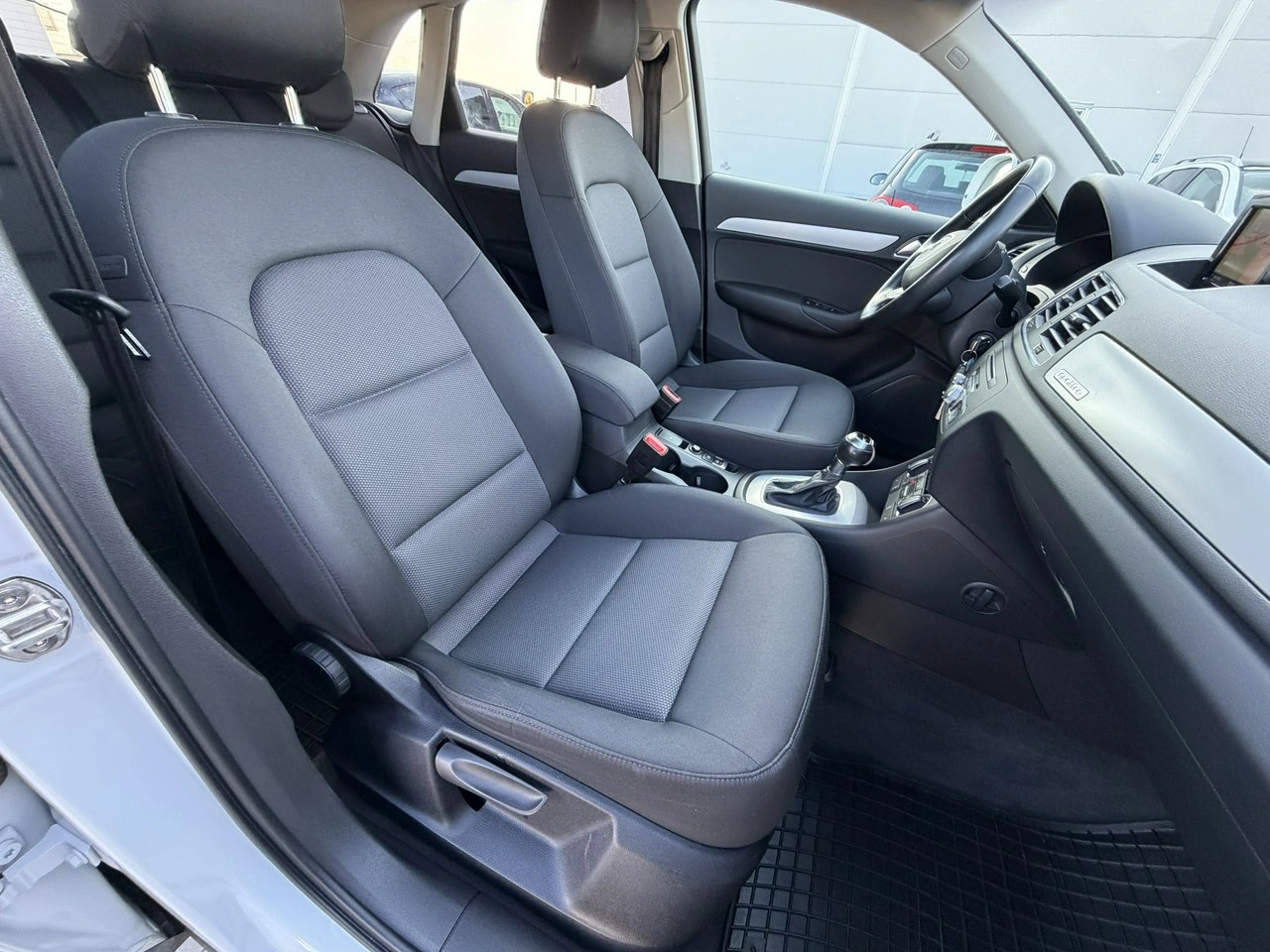 Audi Q3 - Zdjęcie 33