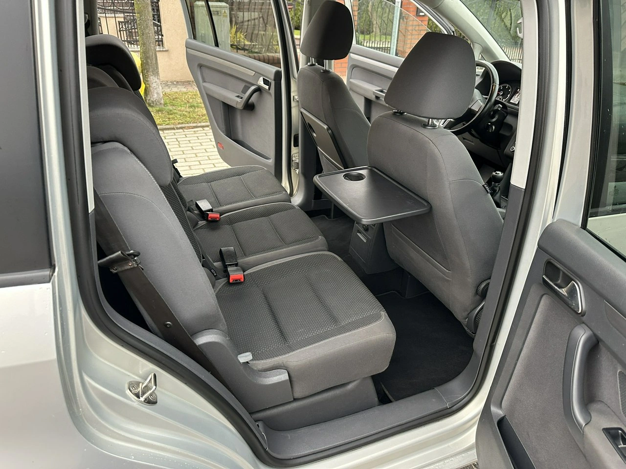 Volkswagen Touran - Zdjęcie 18