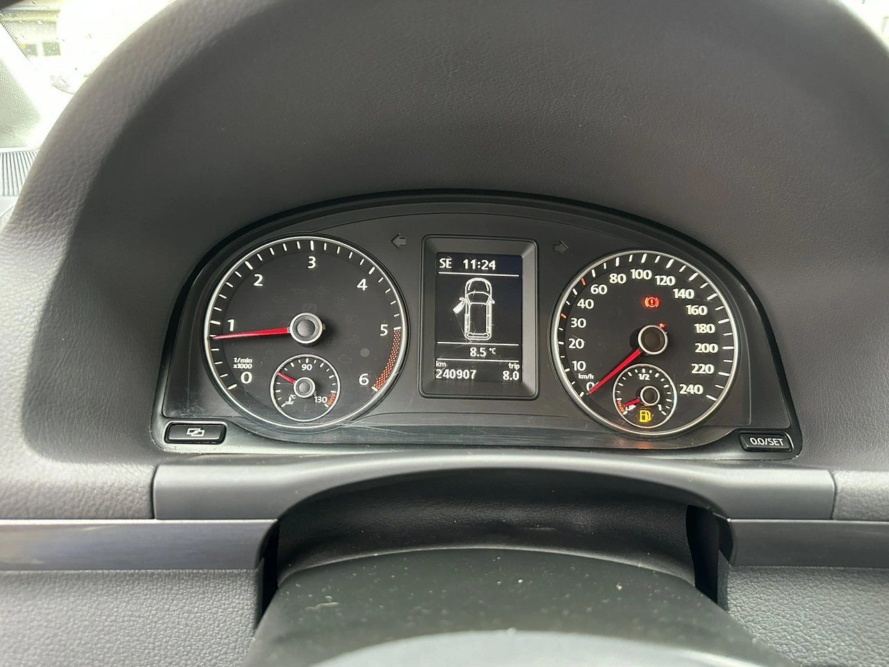 Volkswagen Touran - Zdjęcie 21