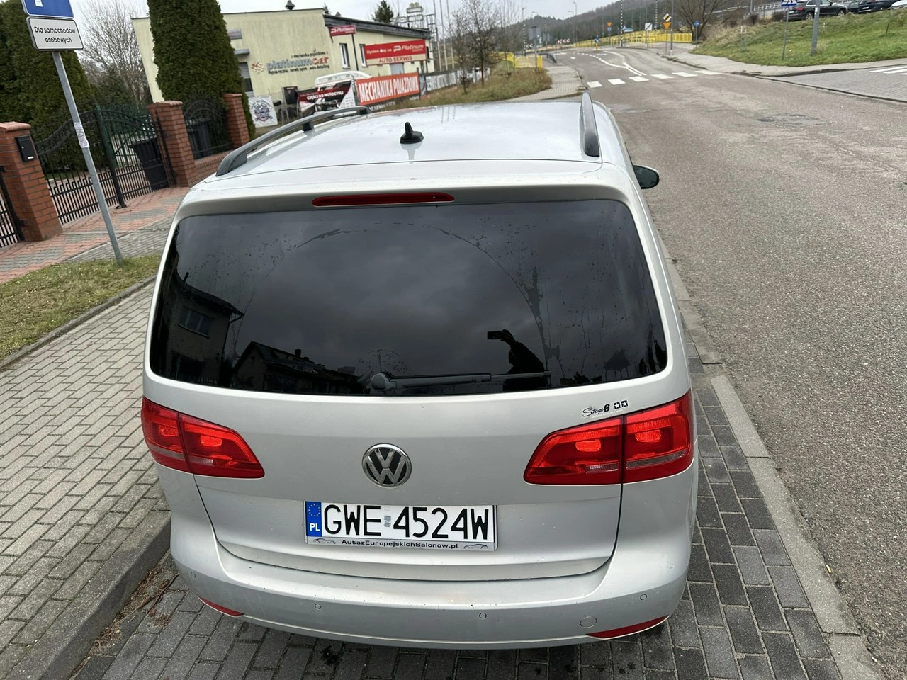 Volkswagen Touran - Zdjęcie 8