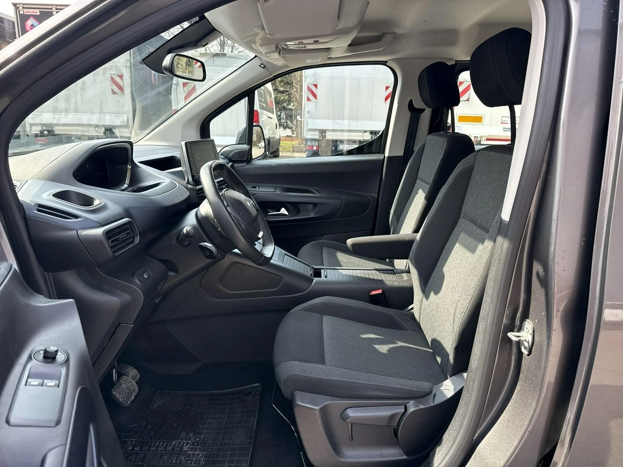 Peugeot Rifter - Zdjęcie 10