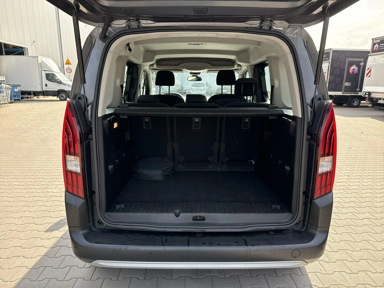 Peugeot Rifter - Zdjęcie 13