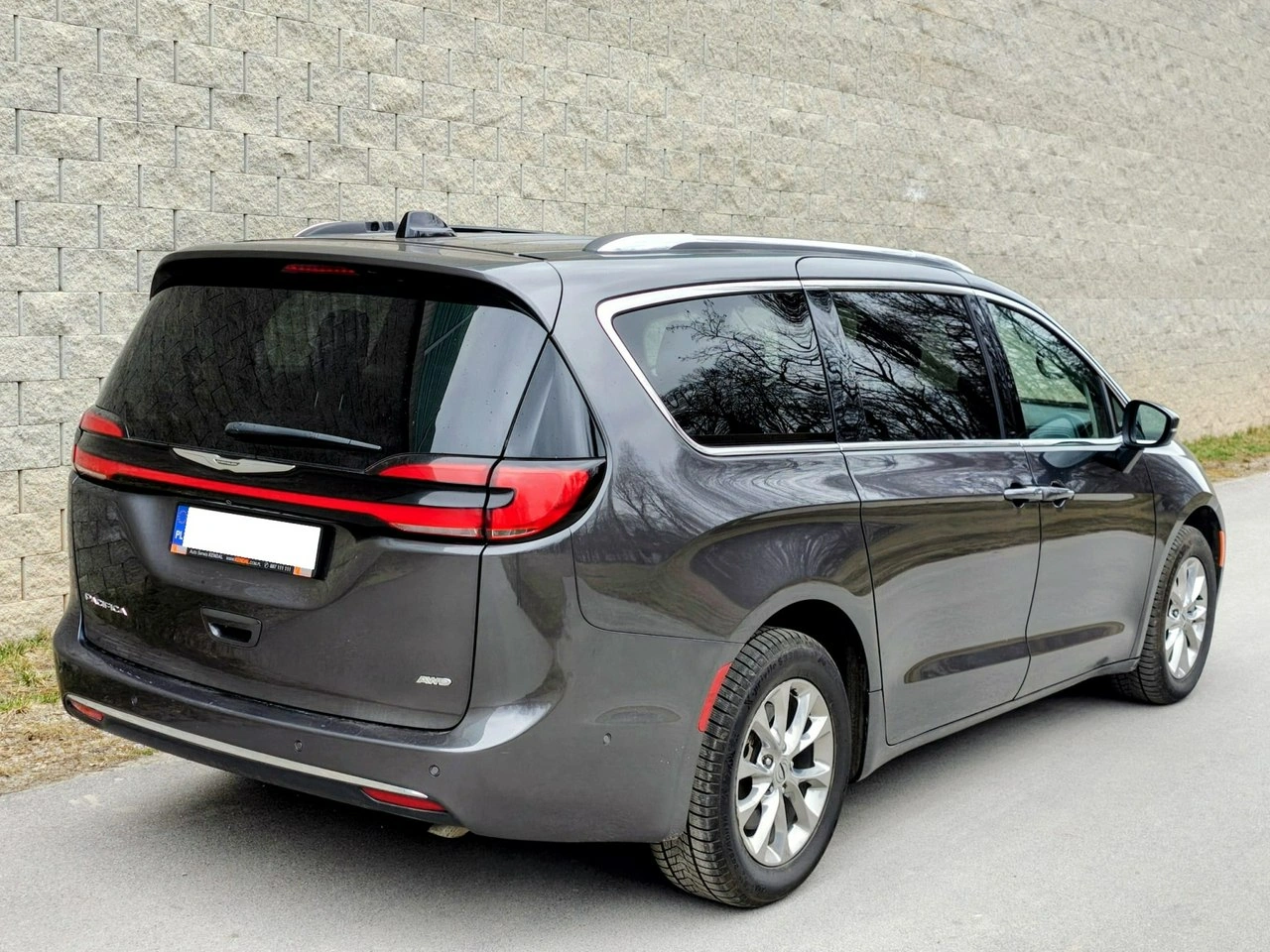 Chrysler Pacifica - Zdjęcie 3