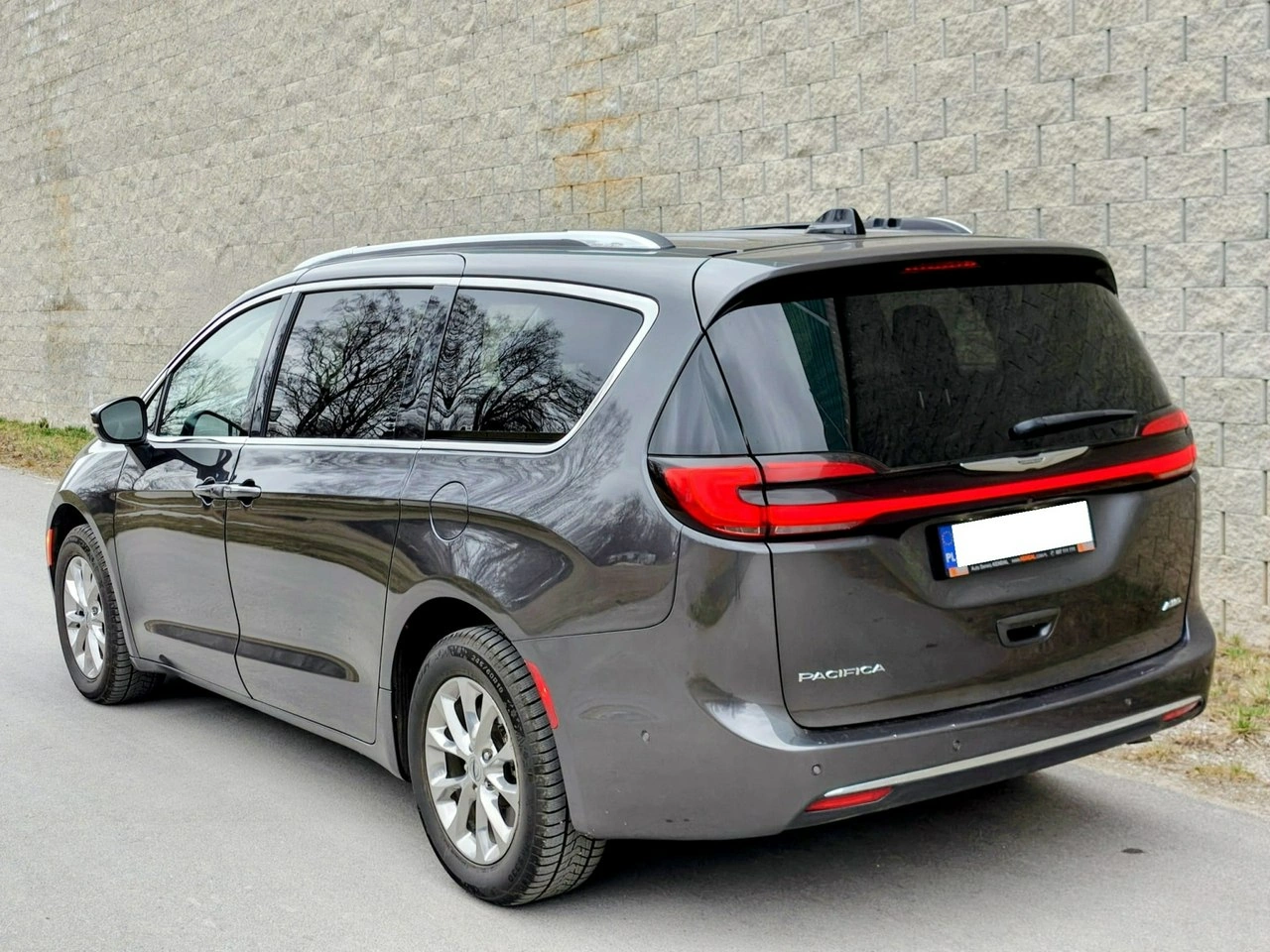 Chrysler Pacifica - Zdjęcie 5