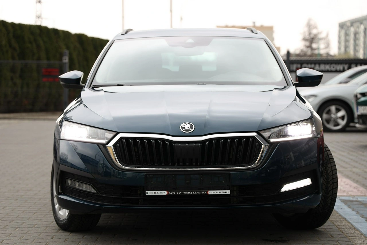 Skoda Octavia - Zdjęcie 2