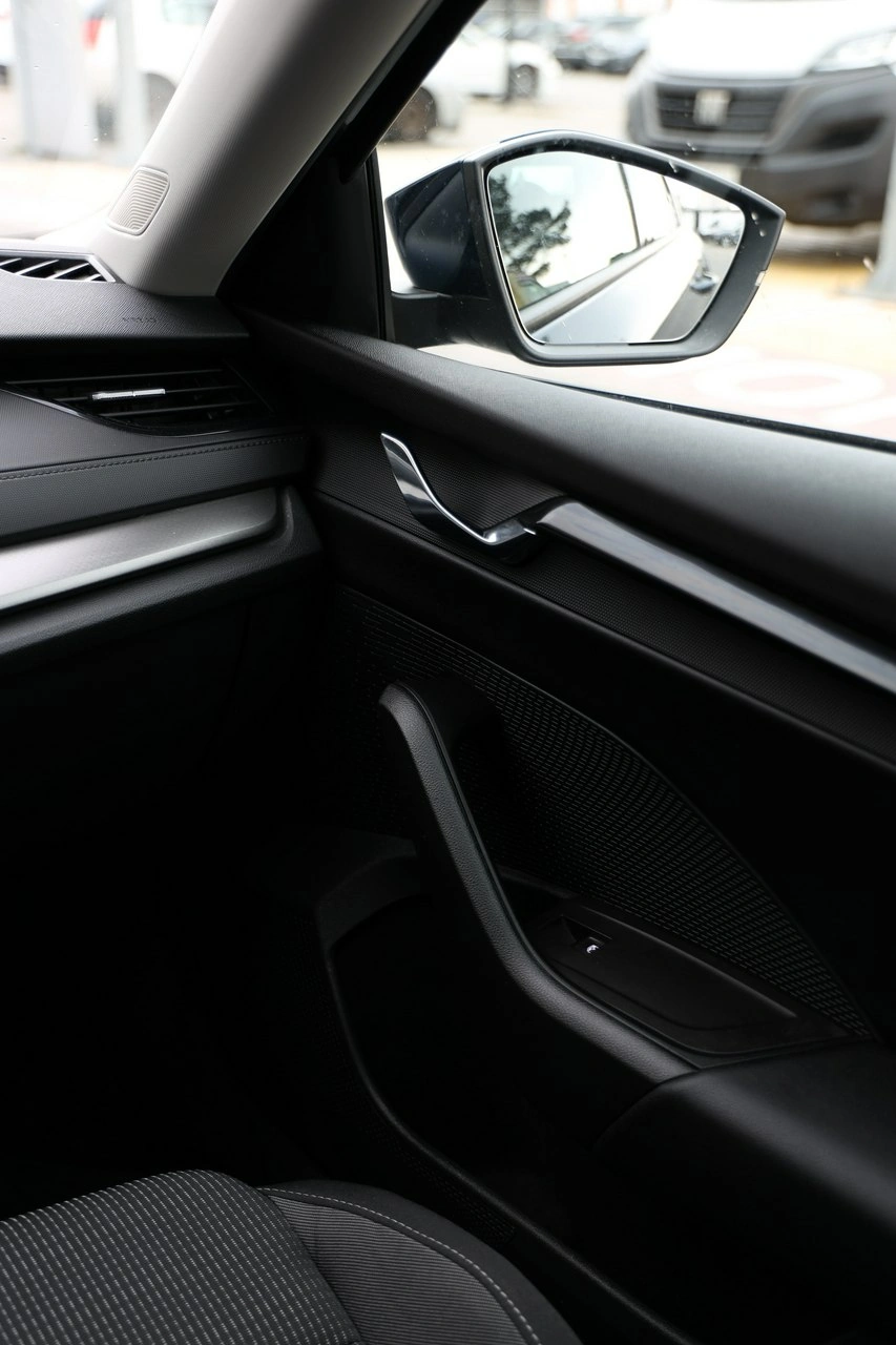 Skoda Octavia - Zdjęcie 30