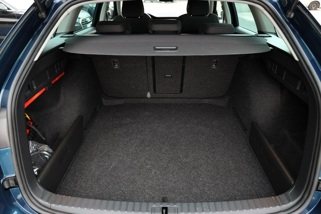 Skoda Octavia - Zdjęcie 33