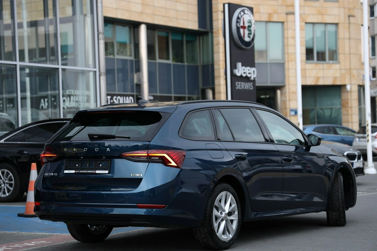 Skoda Octavia - Zdjęcie 5