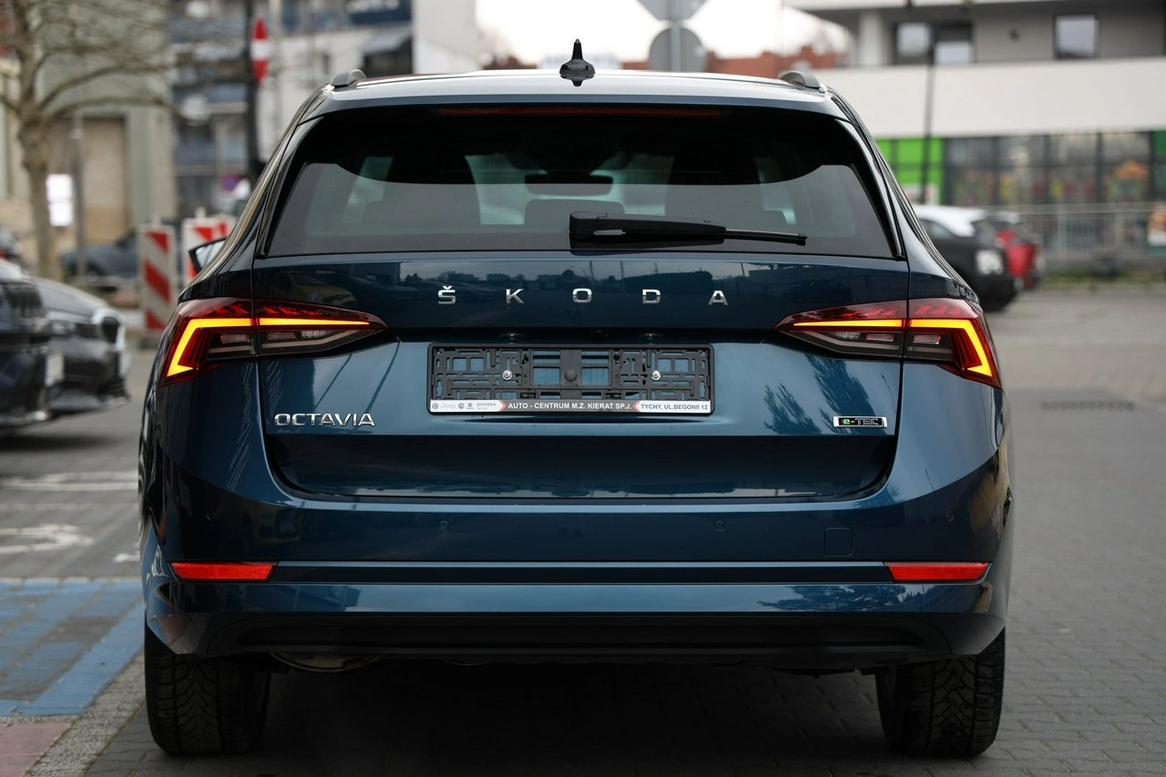 Skoda Octavia - Zdjęcie 6
