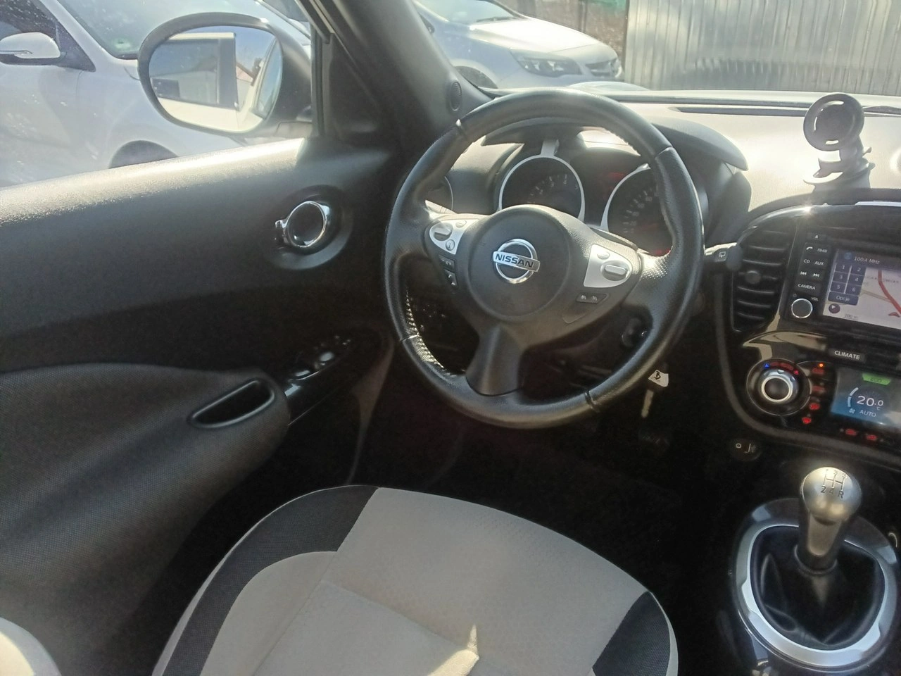 Nissan Juke - Zdjęcie 14