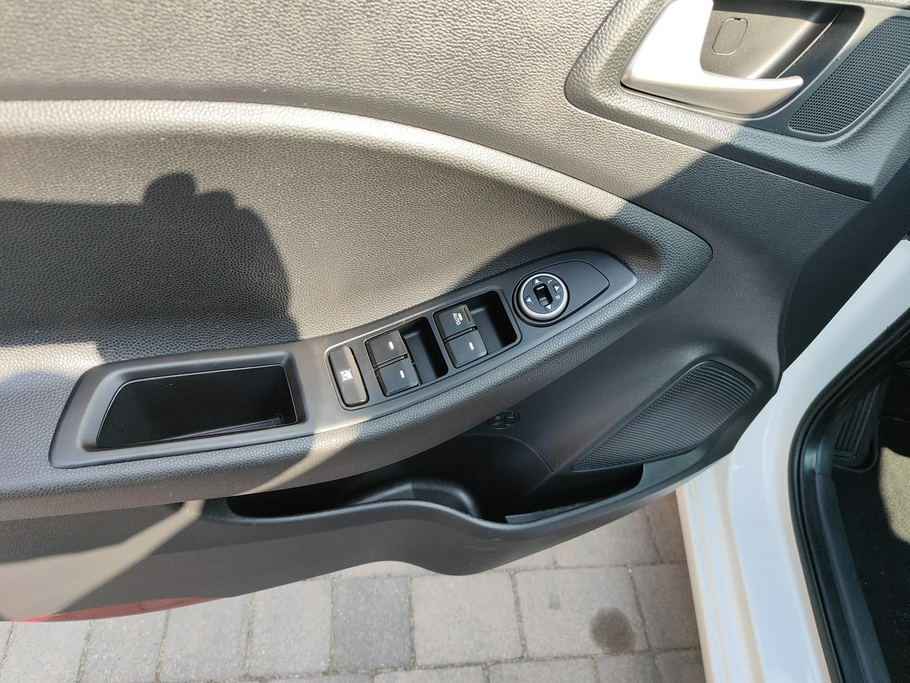 Hyundai i20 - Zdjęcie 17