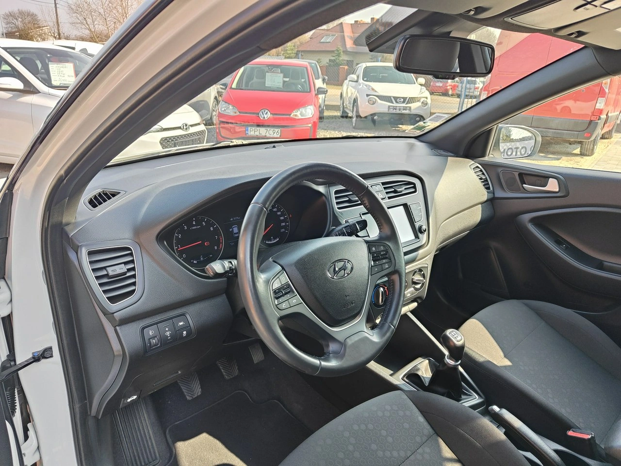 Hyundai i20 - Zdjęcie 14