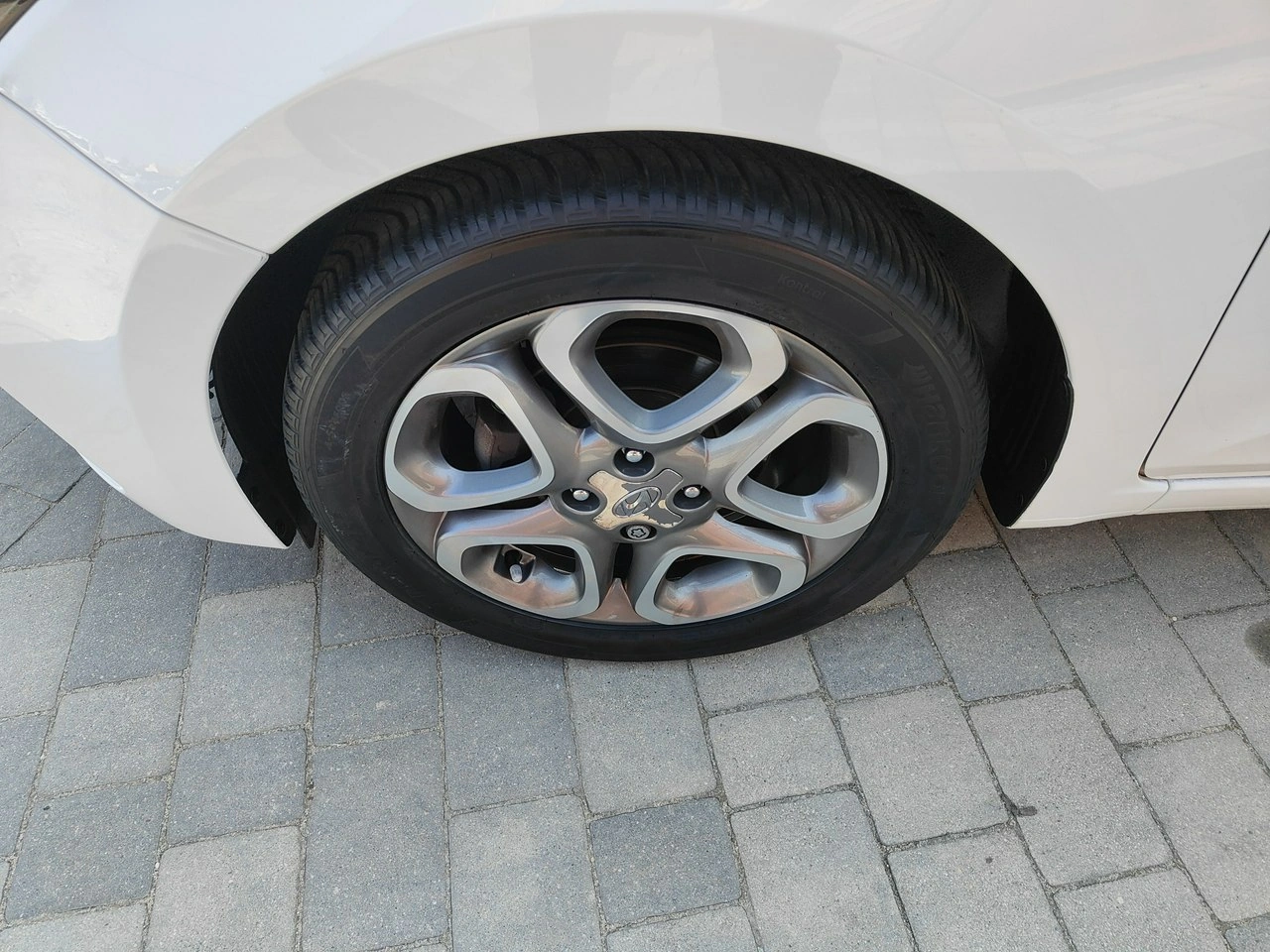 Hyundai i20 - Zdjęcie 31