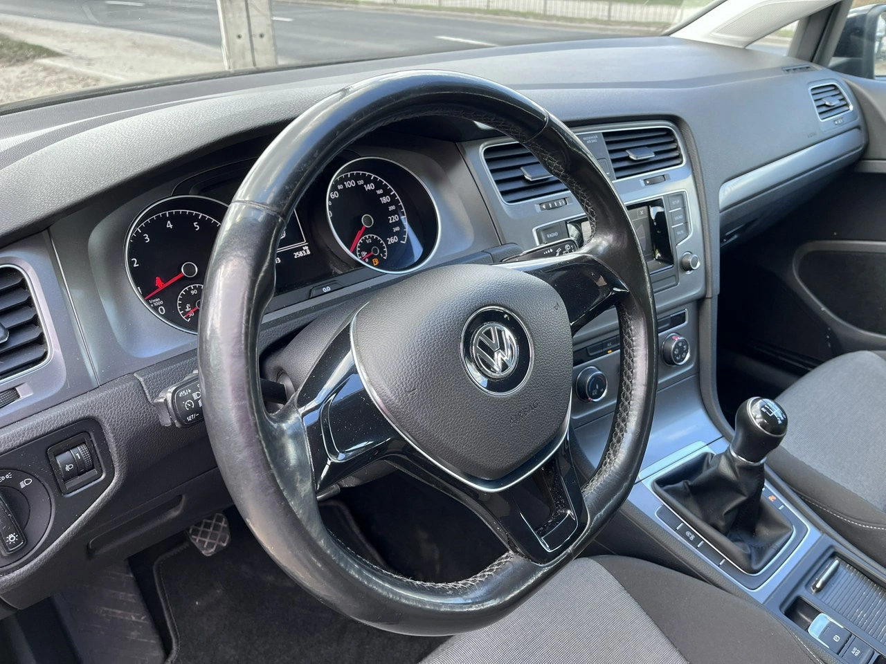 Volkswagen Golf - Zdjęcie 16