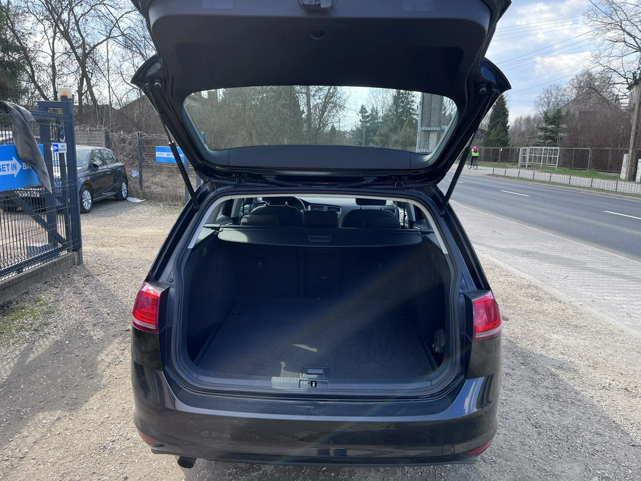 Volkswagen Golf - Zdjęcie 25