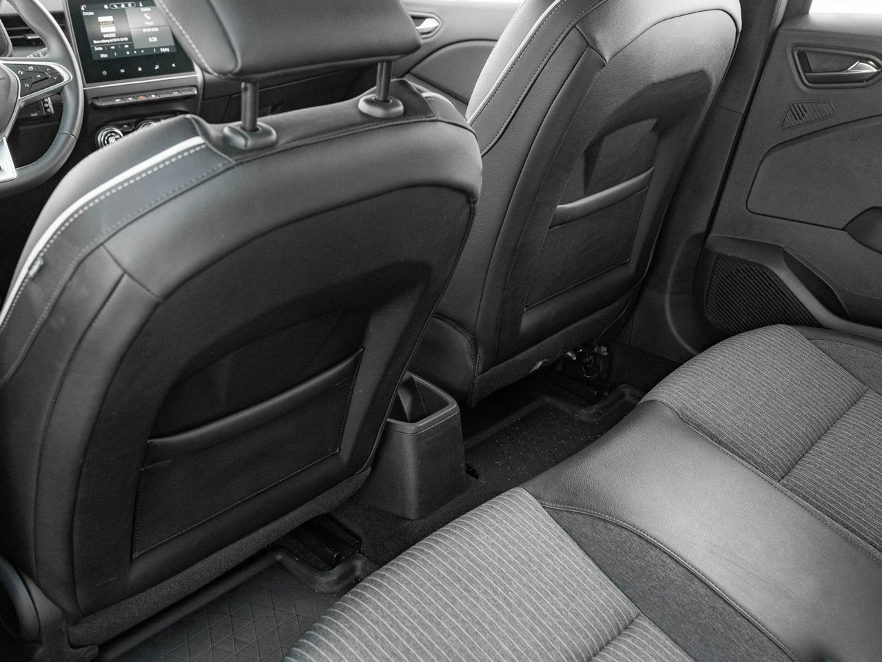 Renault Clio - Zdjęcie 22