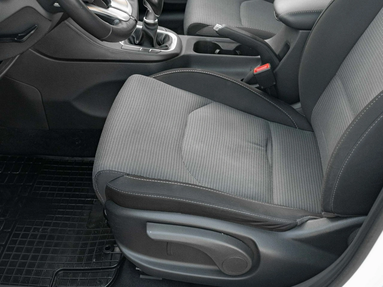 Hyundai i30 - Zdjęcie 10