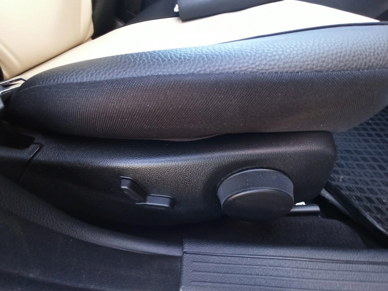 Mercedes C 200 - Zdjęcie 16