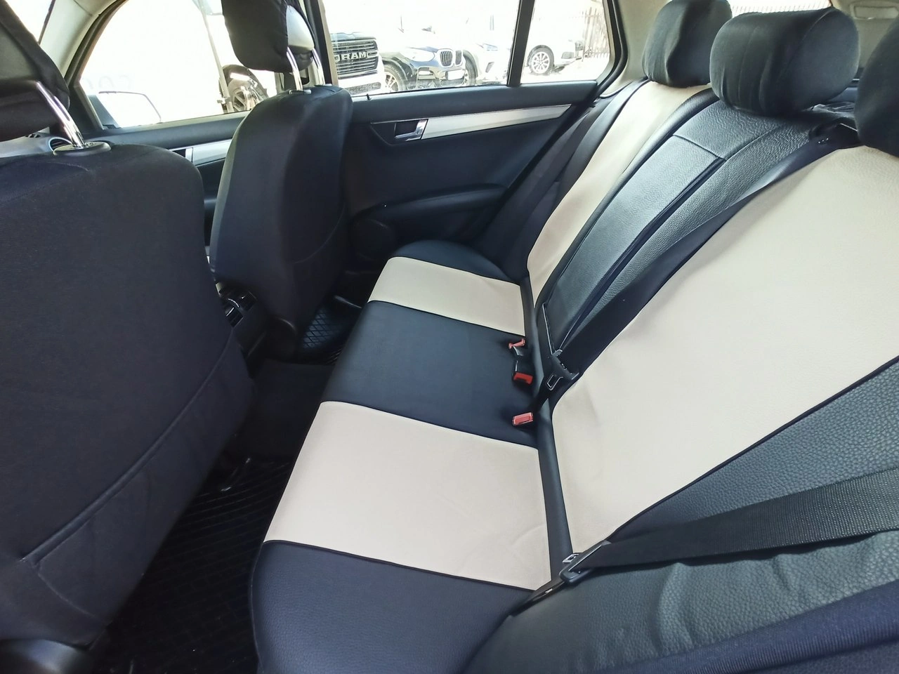 Mercedes C 200 - Zdjęcie 7