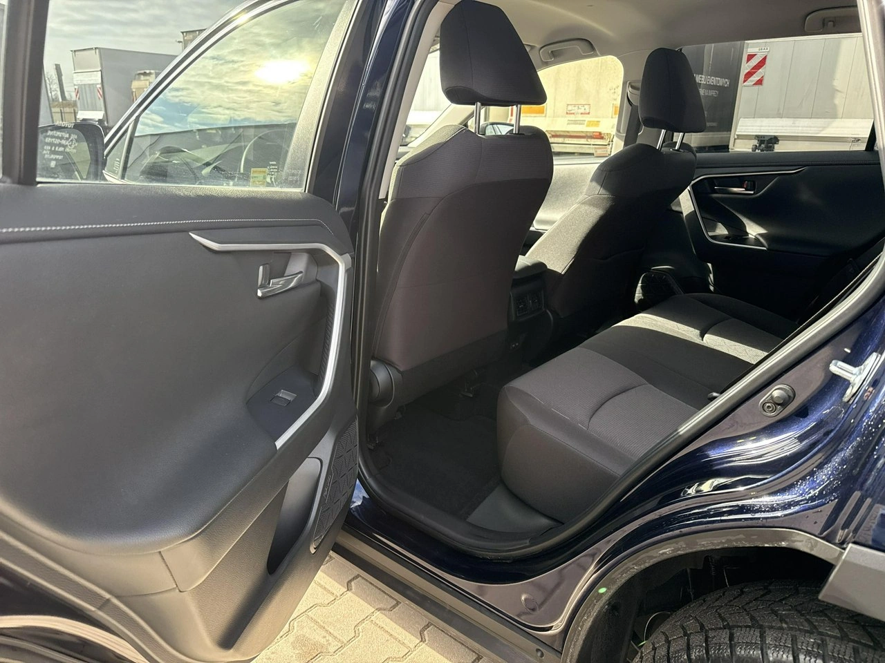 Toyota RAV-4 - Zdjęcie 13