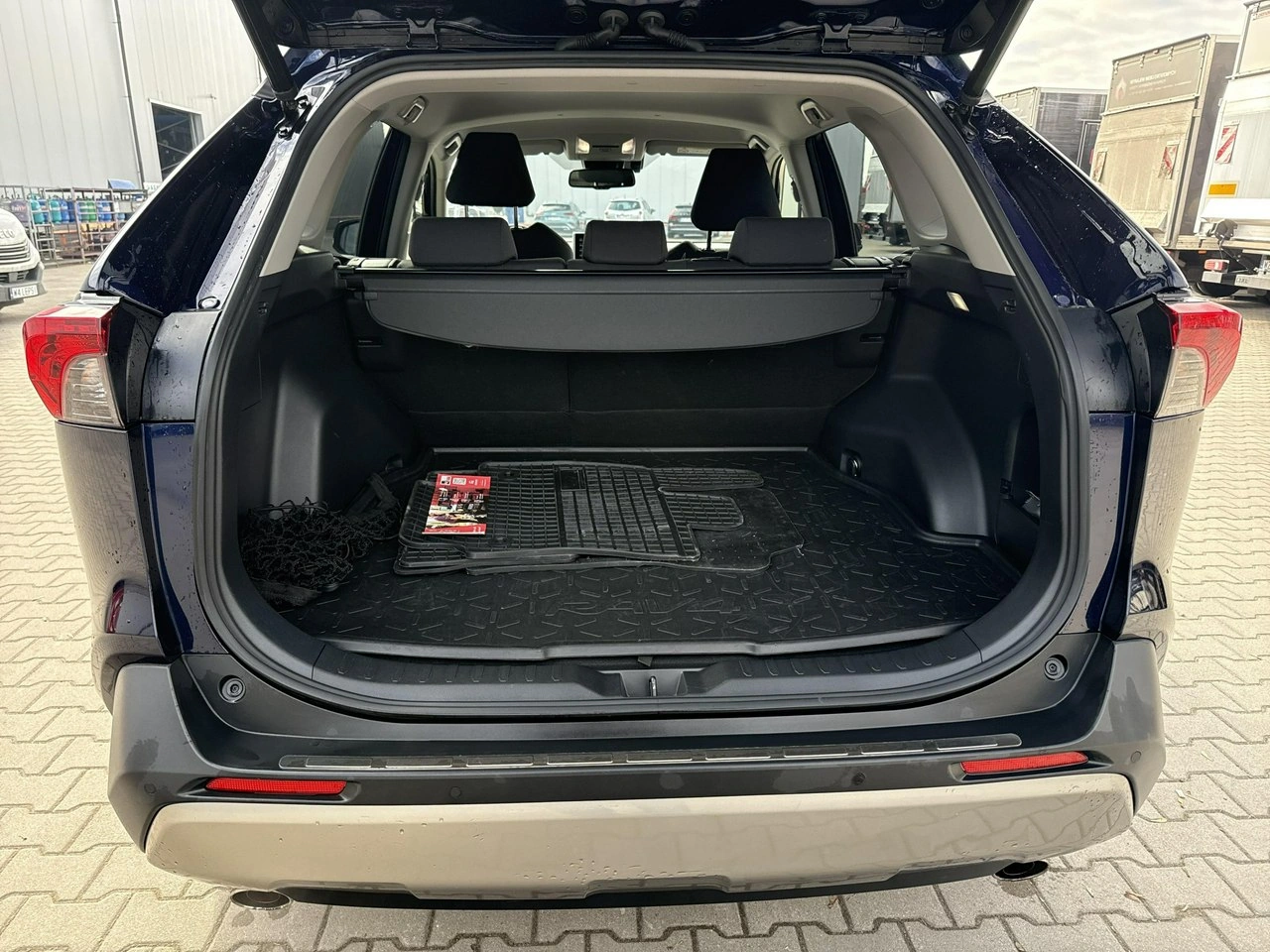 Toyota RAV-4 - Zdjęcie 15