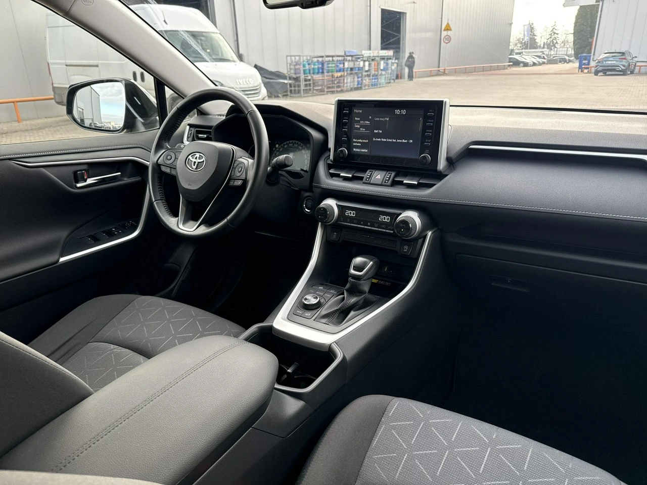 Toyota RAV-4 - Zdjęcie 21