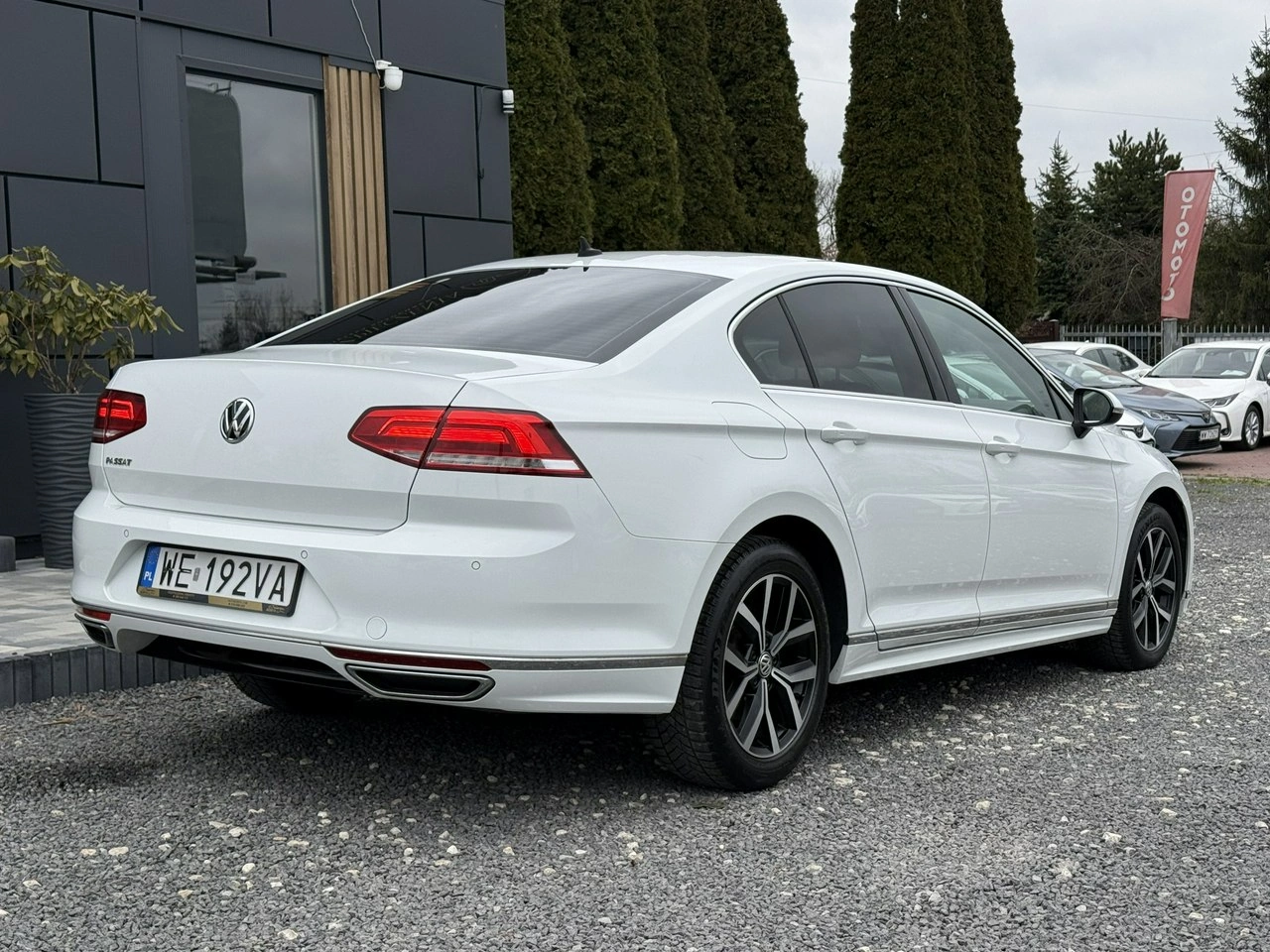 Volkswagen Passat - Zdjęcie 11