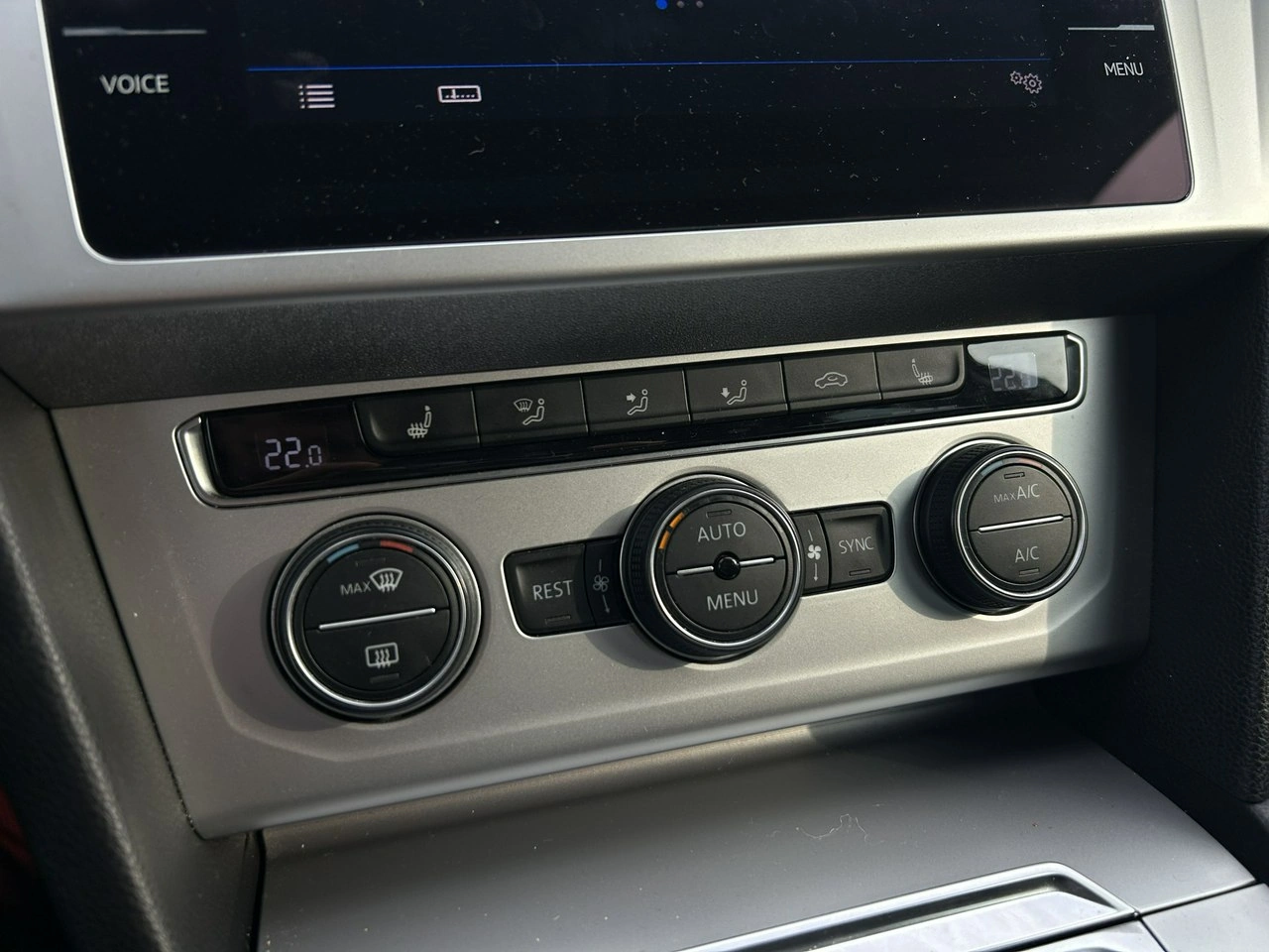 Volkswagen Passat - Zdjęcie 10