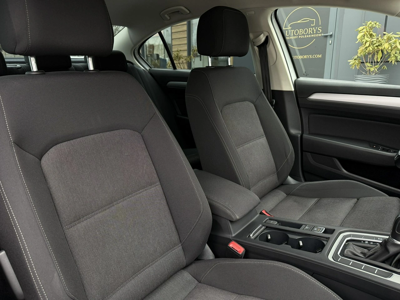 Volkswagen Passat - Zdjęcie 13